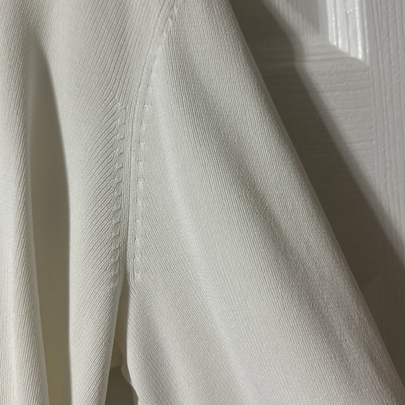 Designers Originals long sleeved top. boatneck with flowered sequined design. - Picture 5 of 7